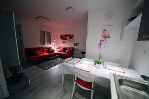 7 Cielo Apartment Brindisi Luaran gambar